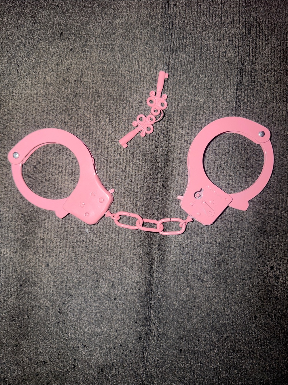 Pink Metal Handcuffs with Key